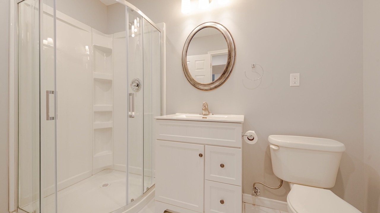 Photo of Bathroom in LaSalle