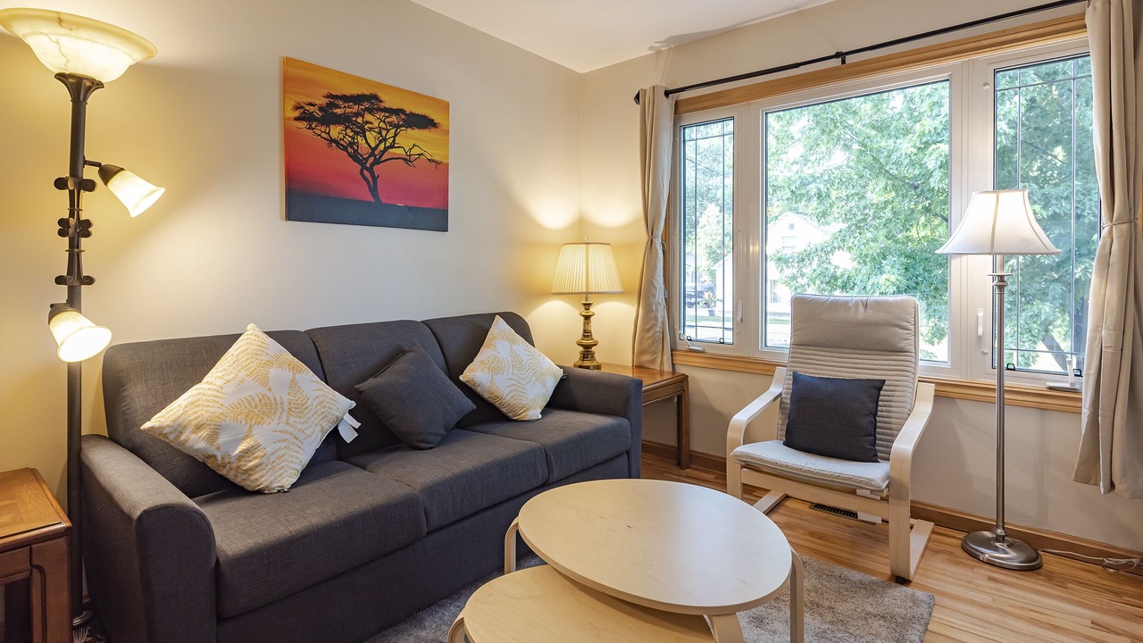 Photo of Livingroom in LaSalle