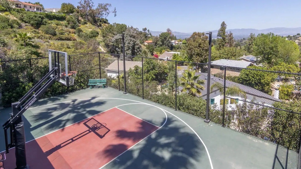Photo of Others in Los Angeles