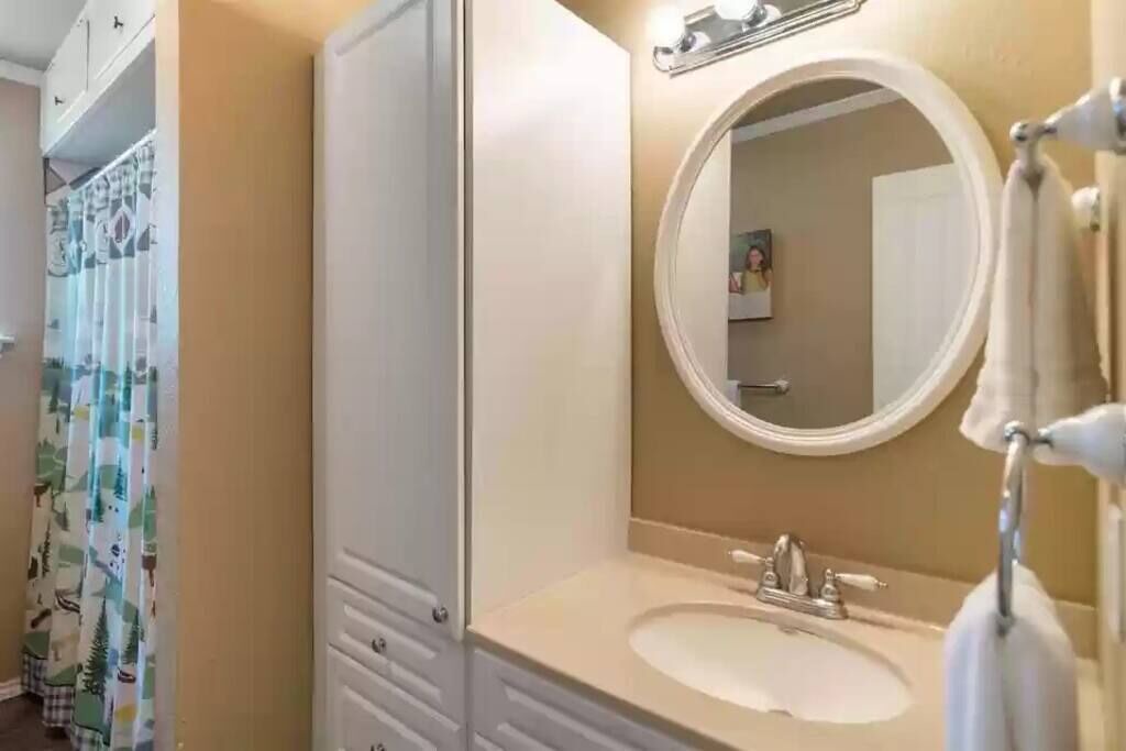 Photo of Bathroom in Gun Barrel City