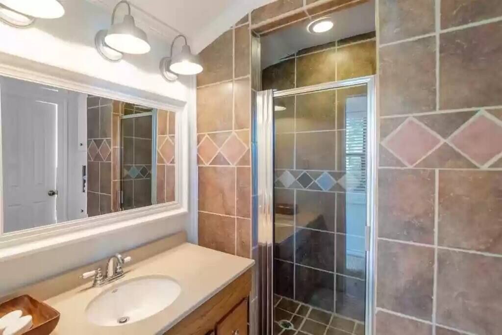 Photo of Bathroom in Gun Barrel City