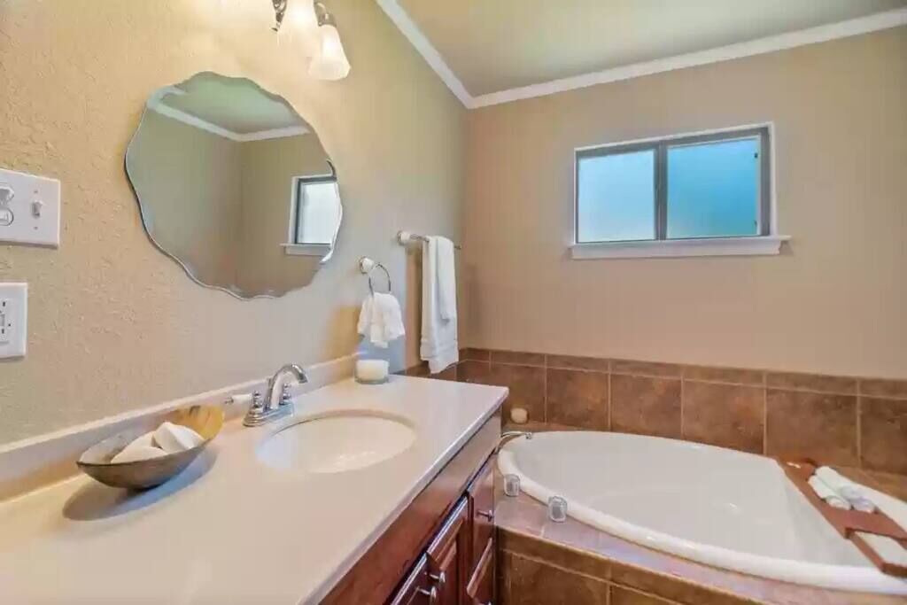 Photo of Bathroom in Gun Barrel City