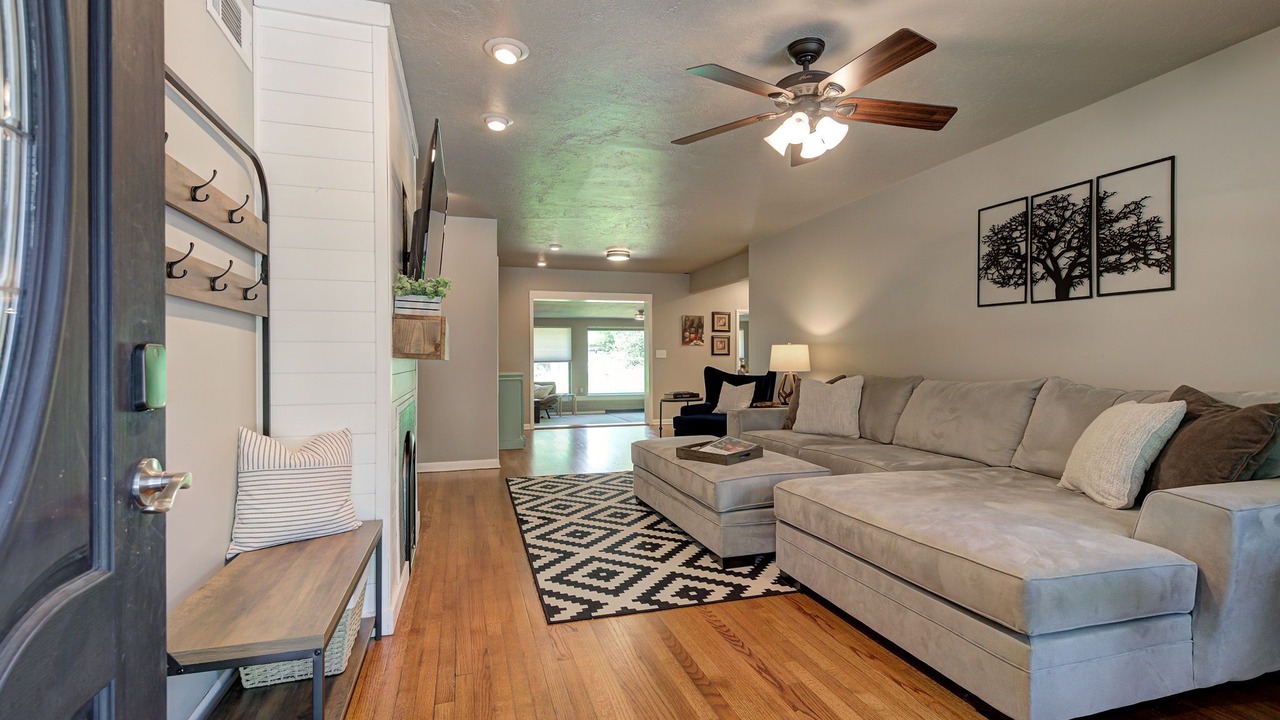 Photo of Livingroom in Norman