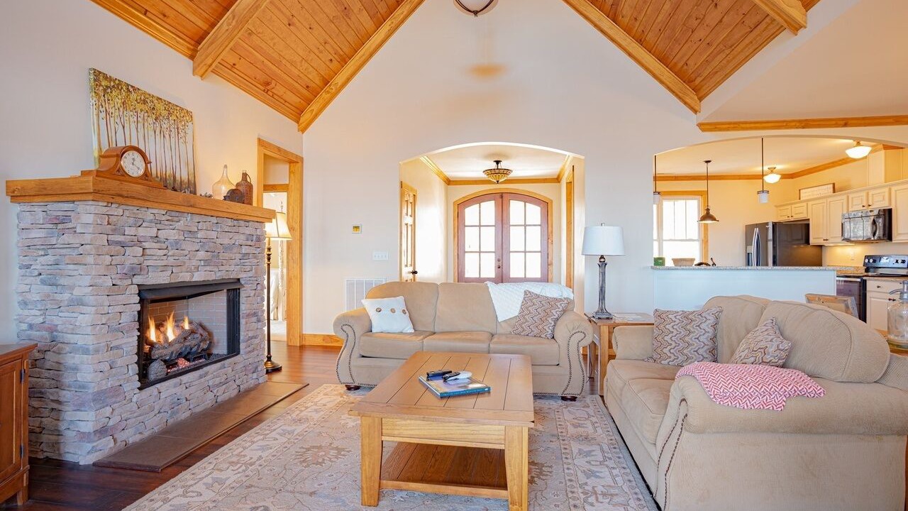 Photo of Livingroom in Sewanee