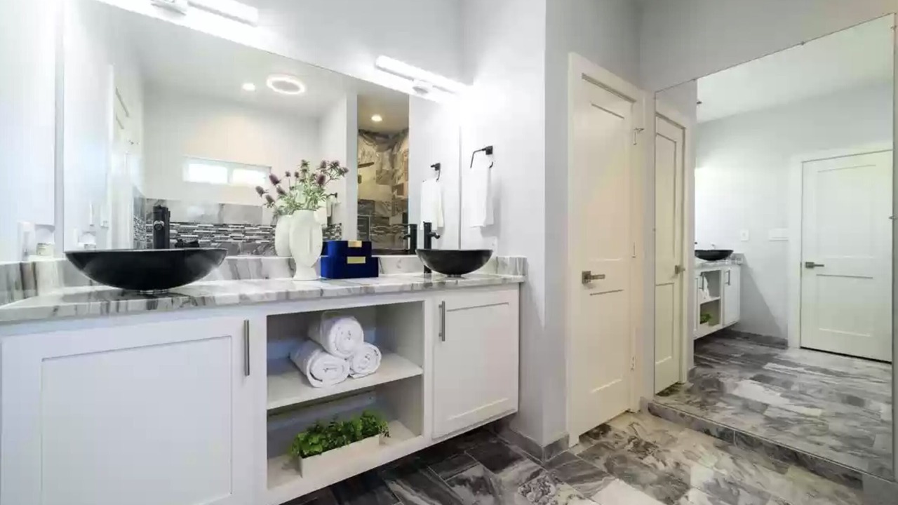 Photo of Bathroom in Ederville