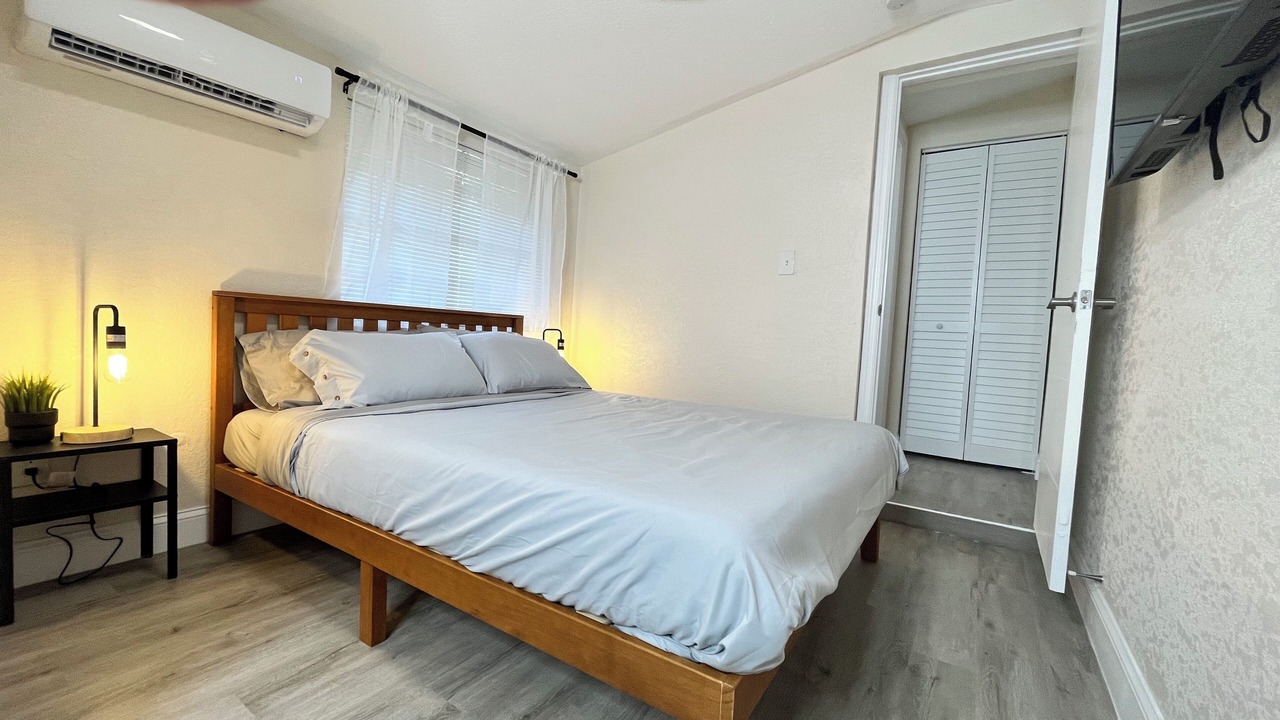 Photo of Bedroom in North Andrews Gardens