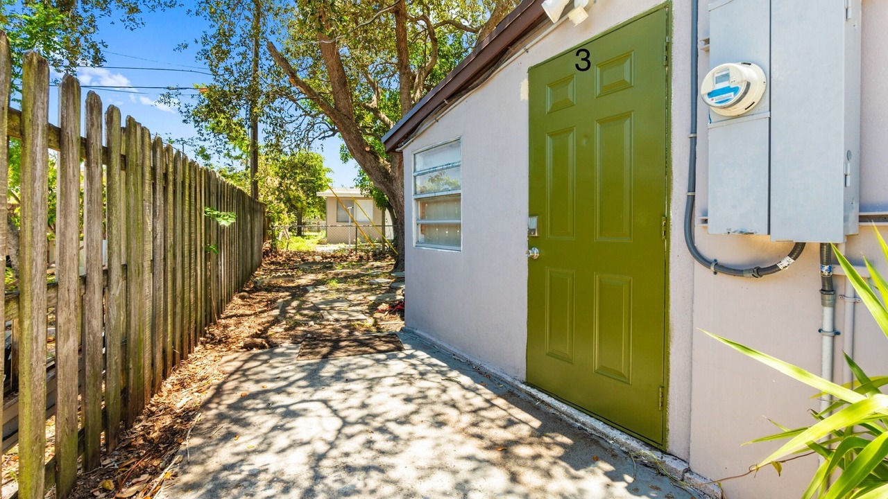 Photo of Outdoor in North Andrews Gardens