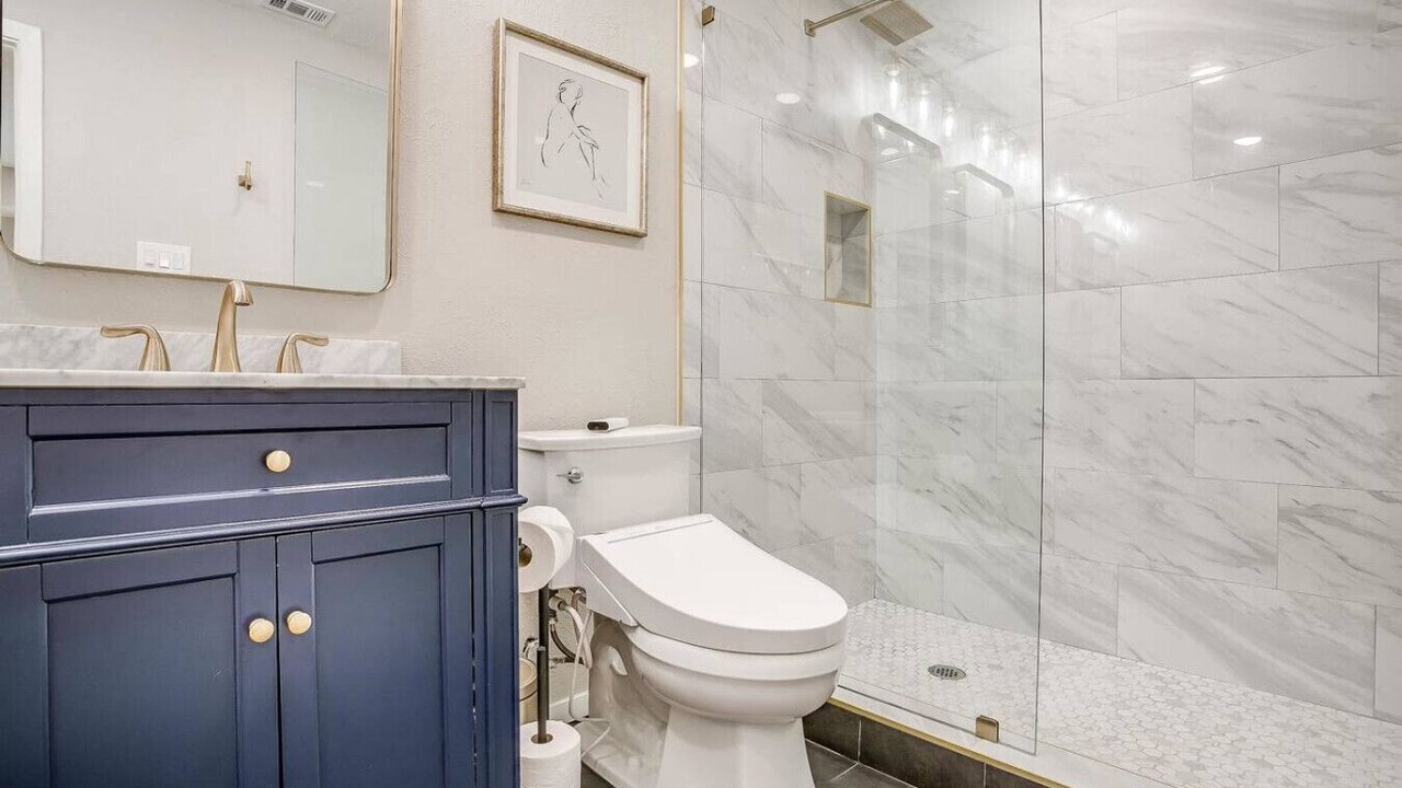 Photo of Bathroom in Arlington