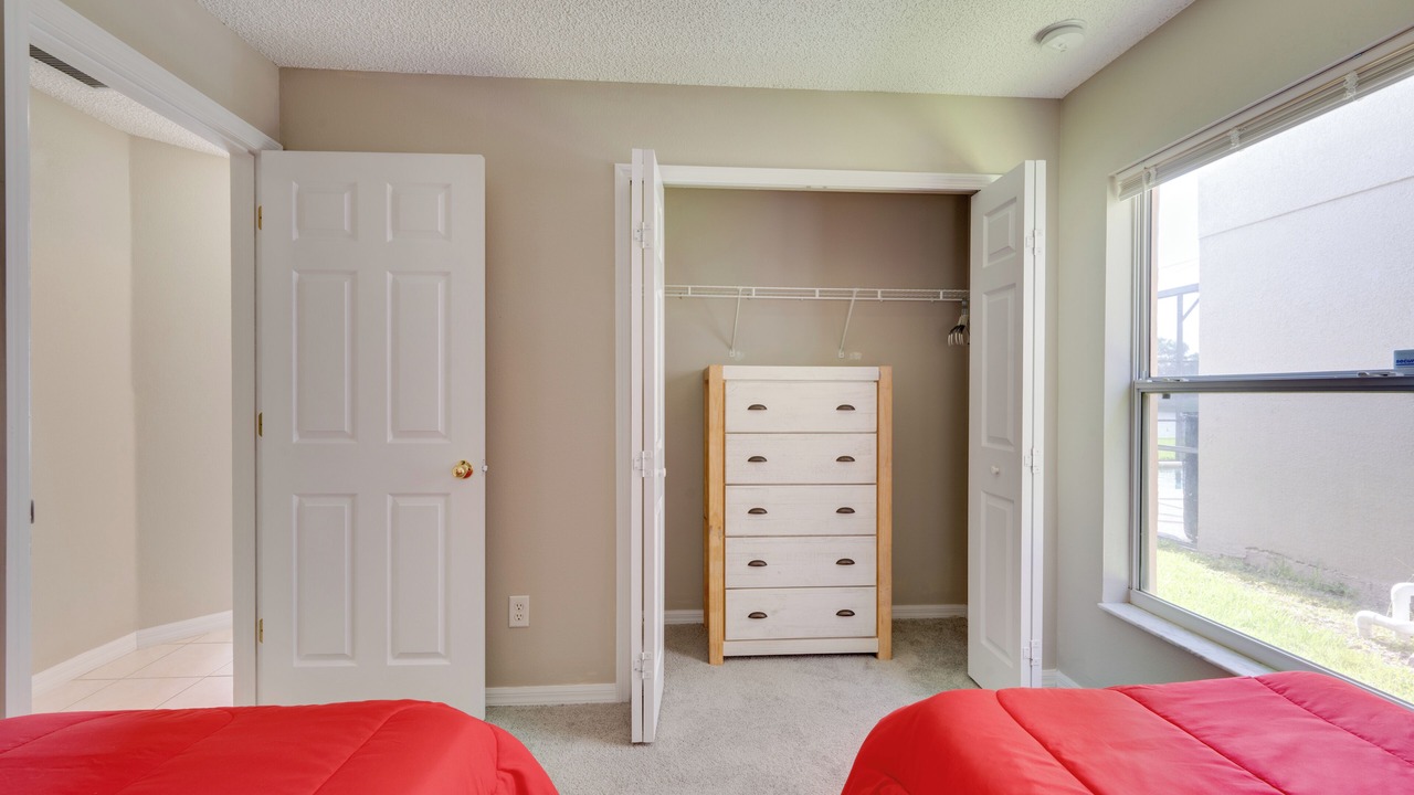 Photo of Bedroom in Seasons