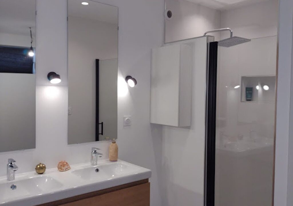 Photo of Bathroom in Barjac