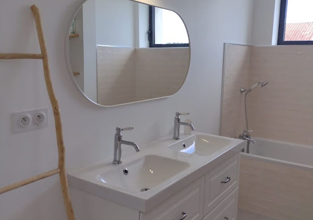Photo of Bathroom in Barjac