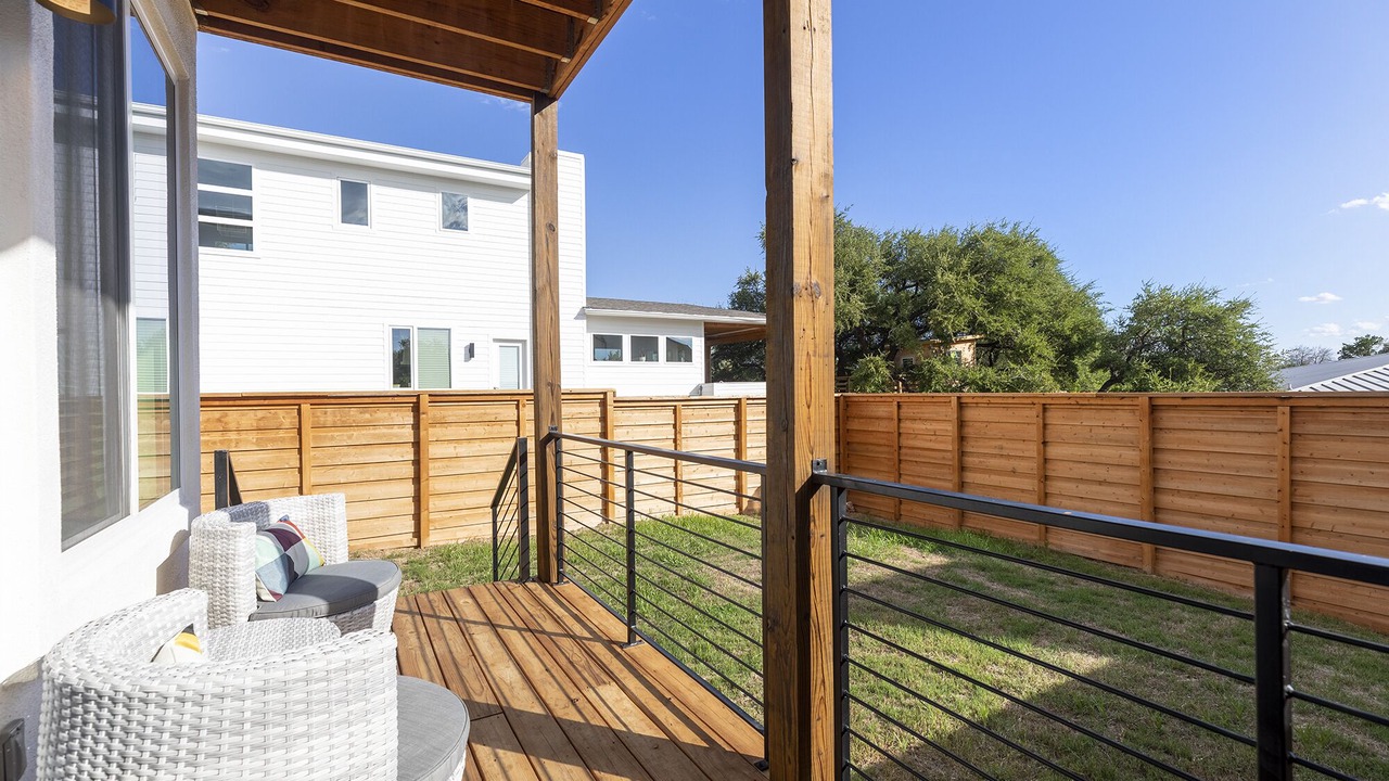 Photo of Patio Balcony in Highland Lake Estates