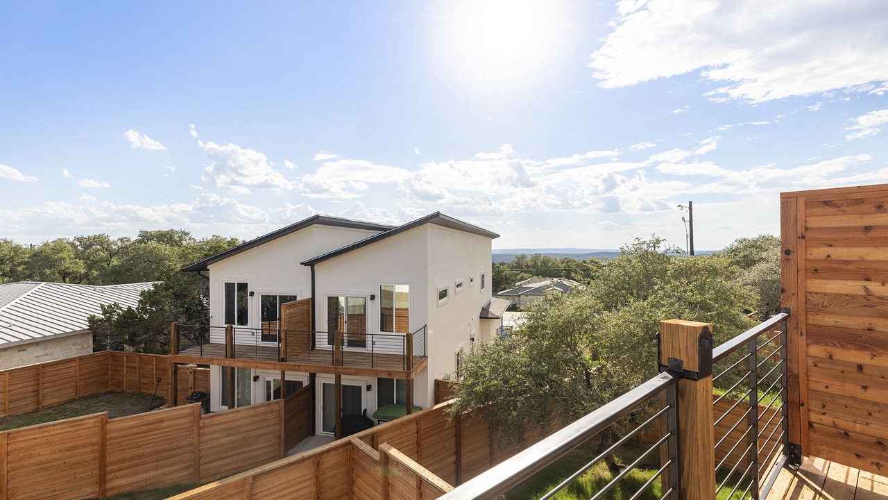 Photo of Outdoor in Highland Lake Estates