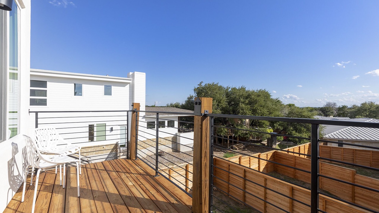 Photo of Patio Balcony in Highland Lake Estates