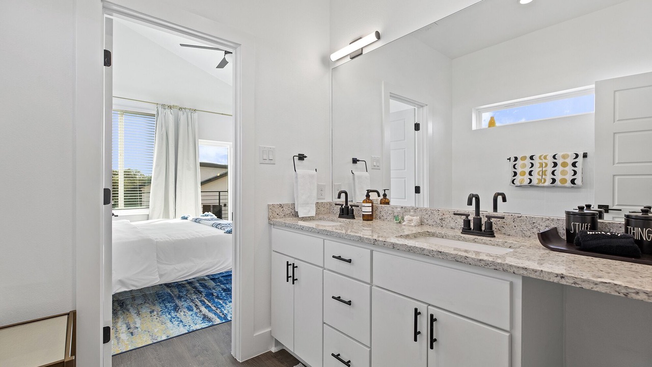 Photo of Bathroom in Highland Lake Estates