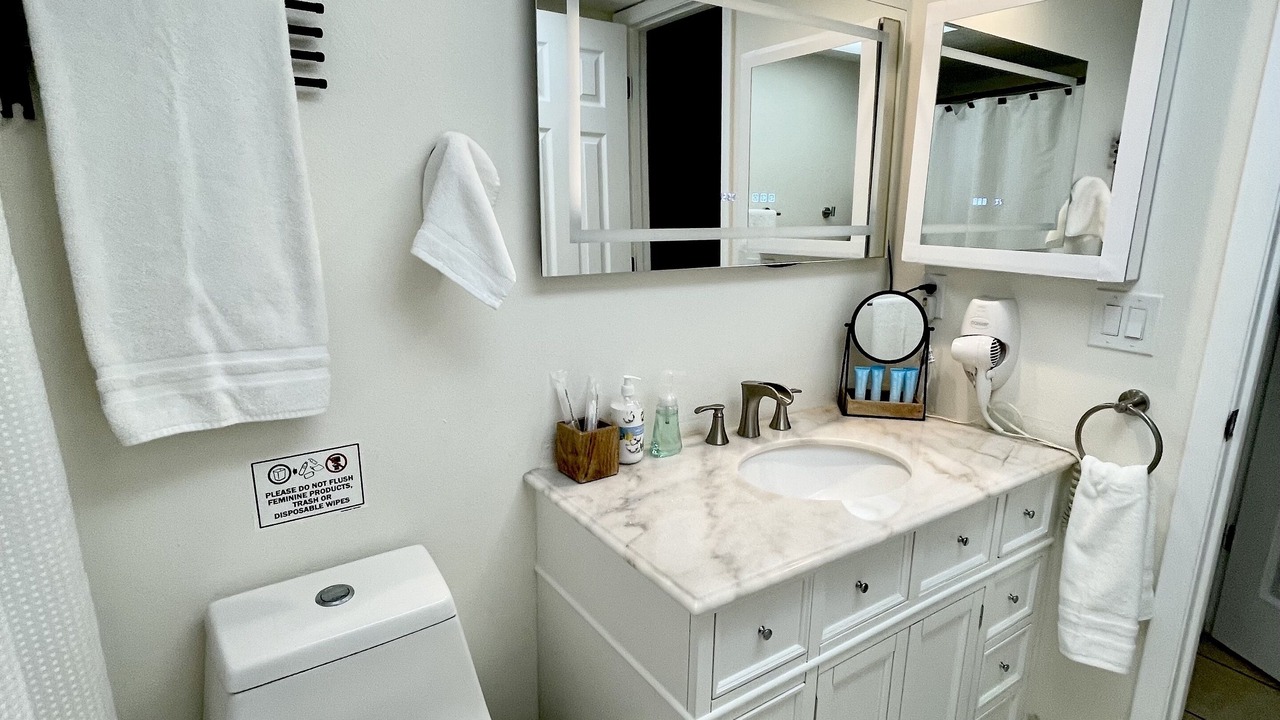 Photo of Bathroom in Oakland Hills