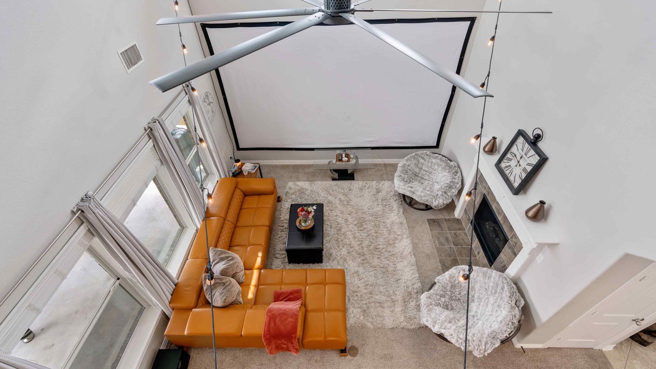 Photo of Livingroom in Pflugerville