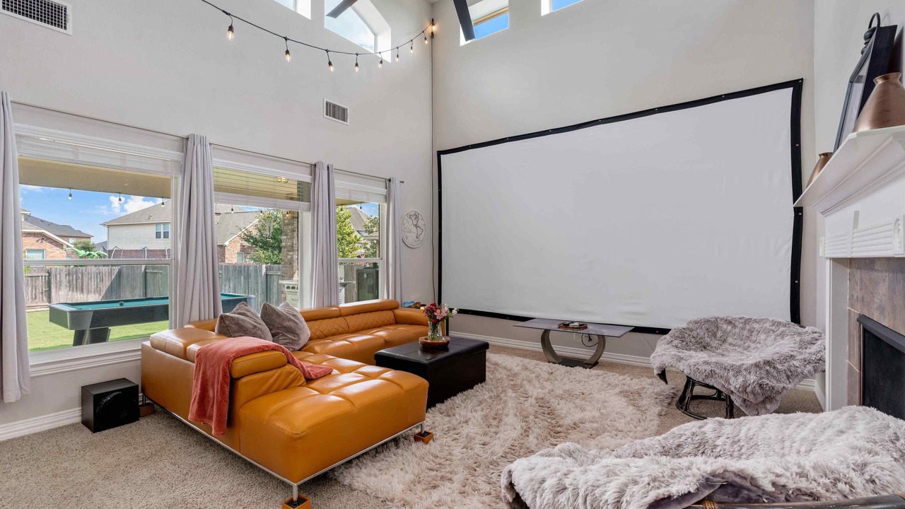 Photo of Livingroom in Pflugerville