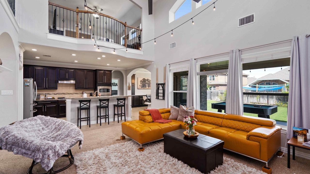 Photo of Livingroom in Pflugerville