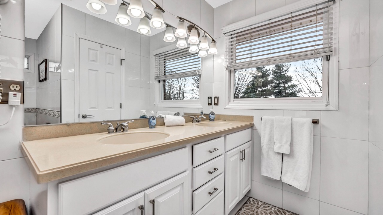 Photo of Bathroom in Otterbien Home