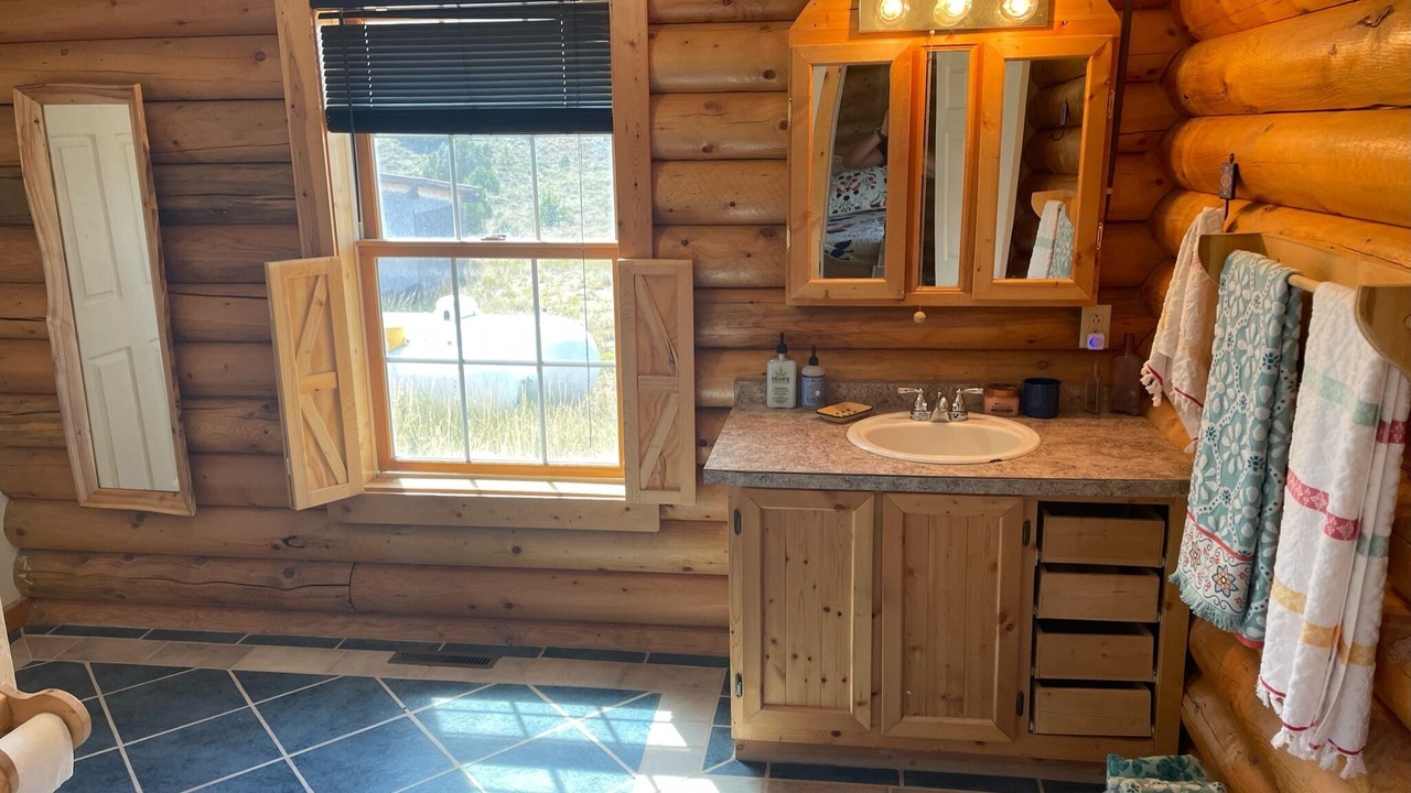 Photo of Bathroom in Lander