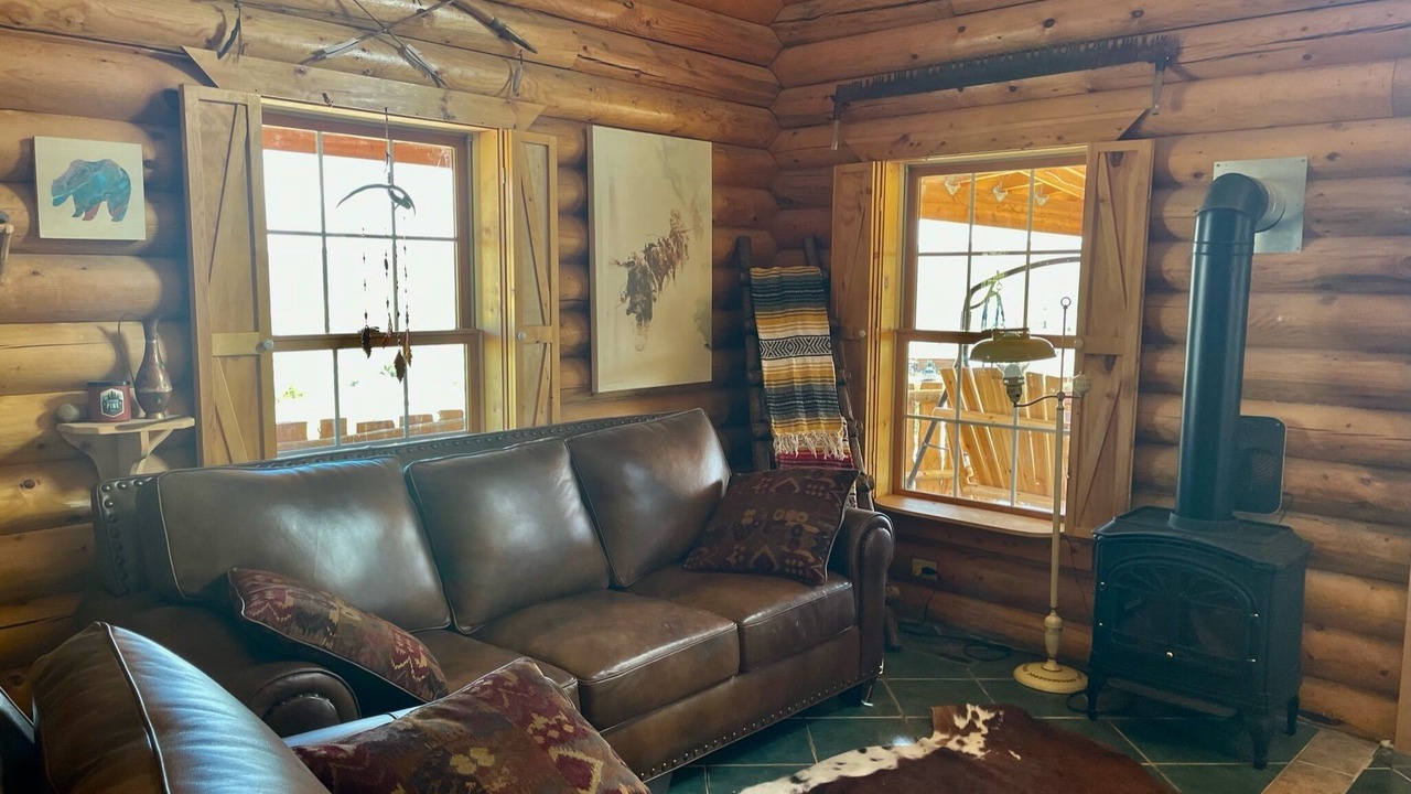 Photo of Livingroom in Lander