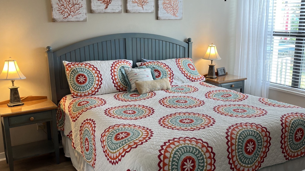 Photo of Bedroom in Oceanmarsh Subdivision