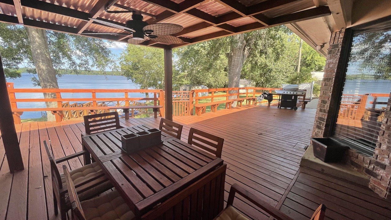 Photo of Outdoor in Cason