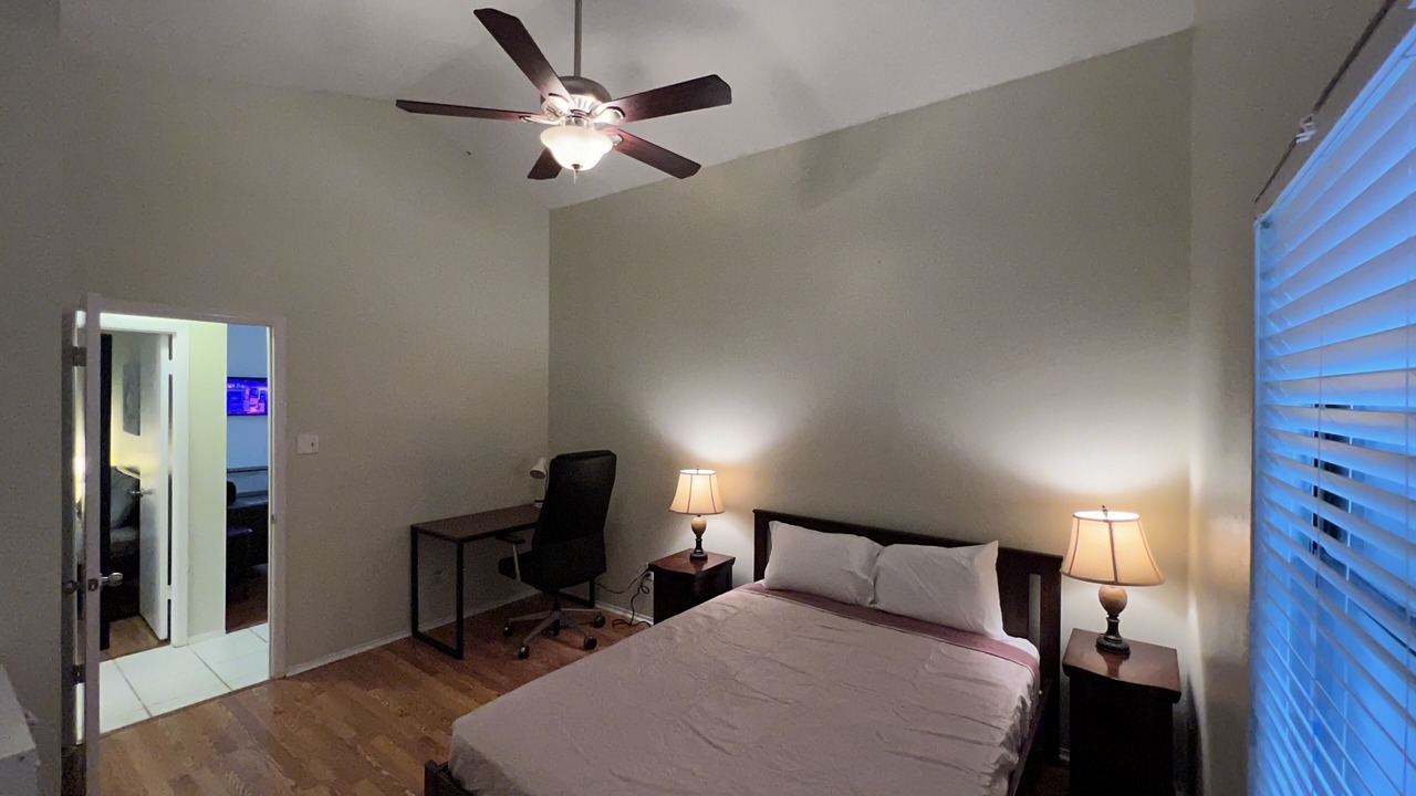 Photo of Bedroom in Buckingham Estates