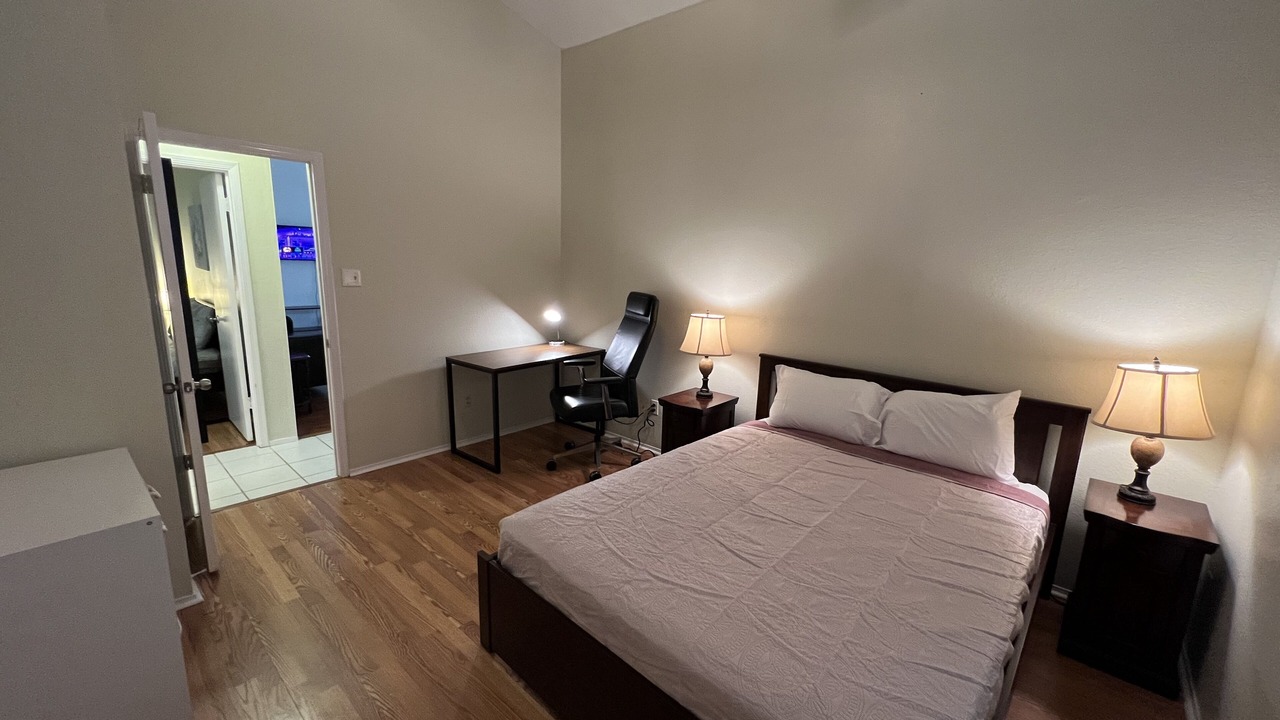 Photo of Bedroom in Buckingham Estates