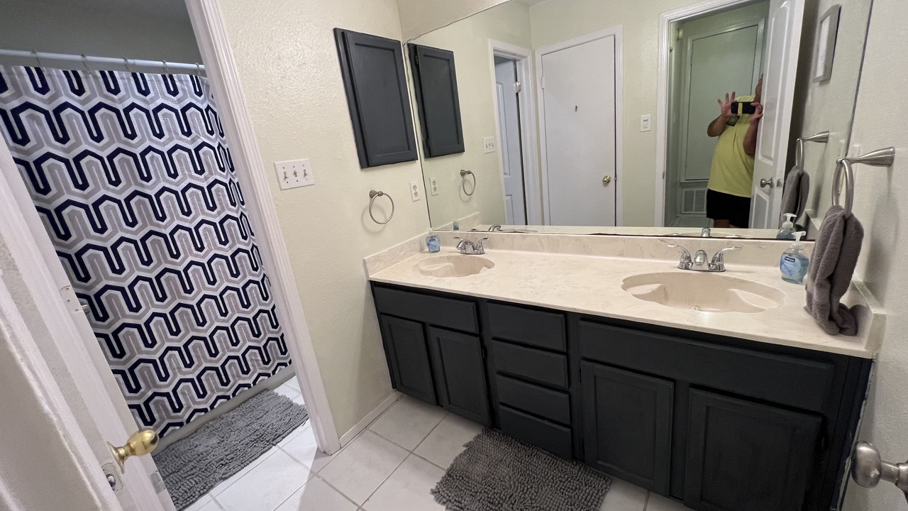Photo of Bathroom in Buckingham Estates