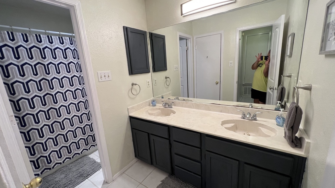 Photo of Bathroom in Buckingham Estates