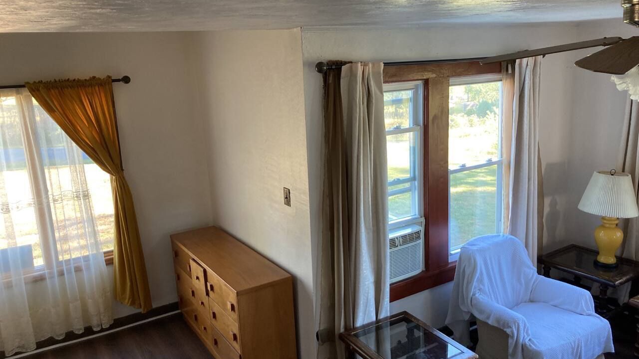 Photo of Others in Rowland