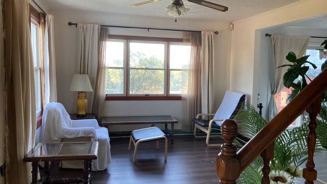 Photo of Others in Rowland