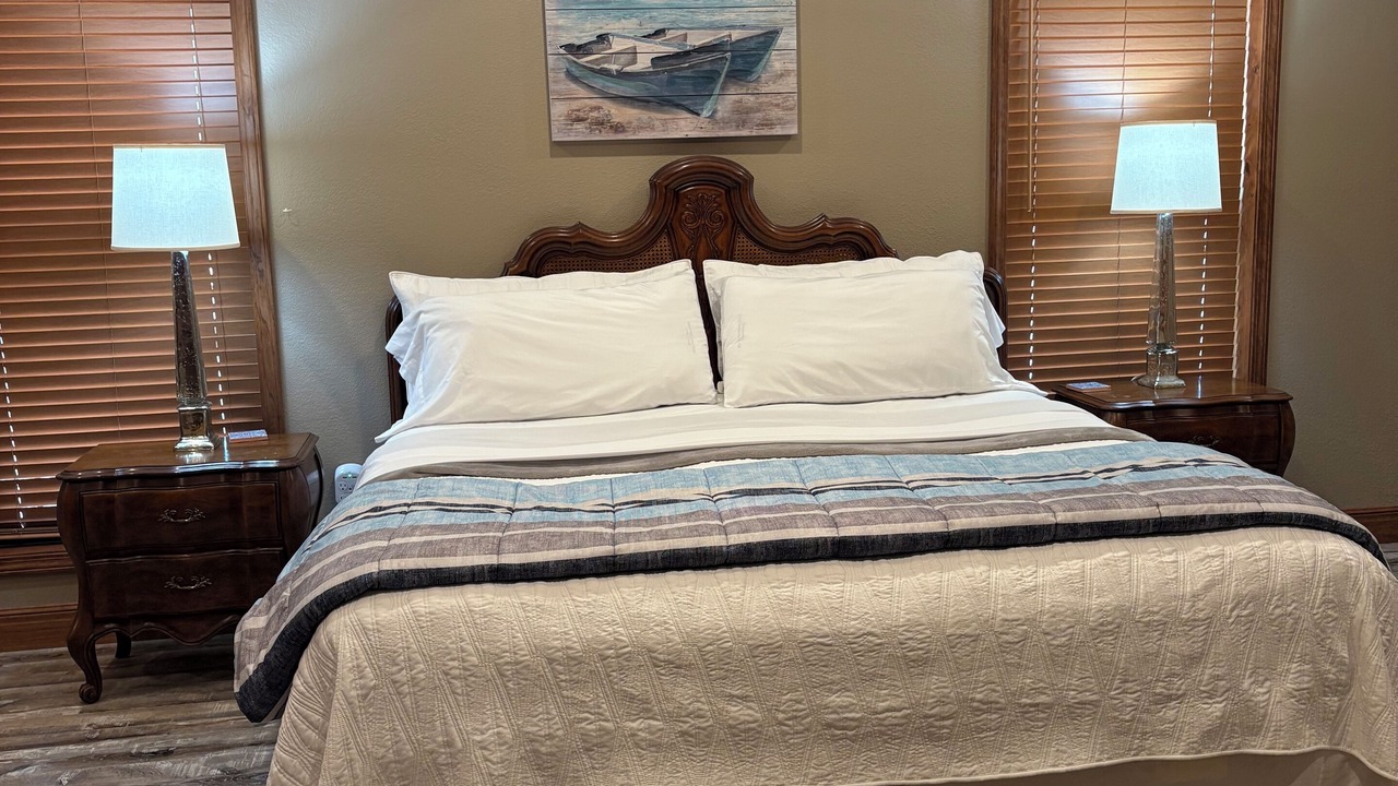 Photo of Others in Doniphan