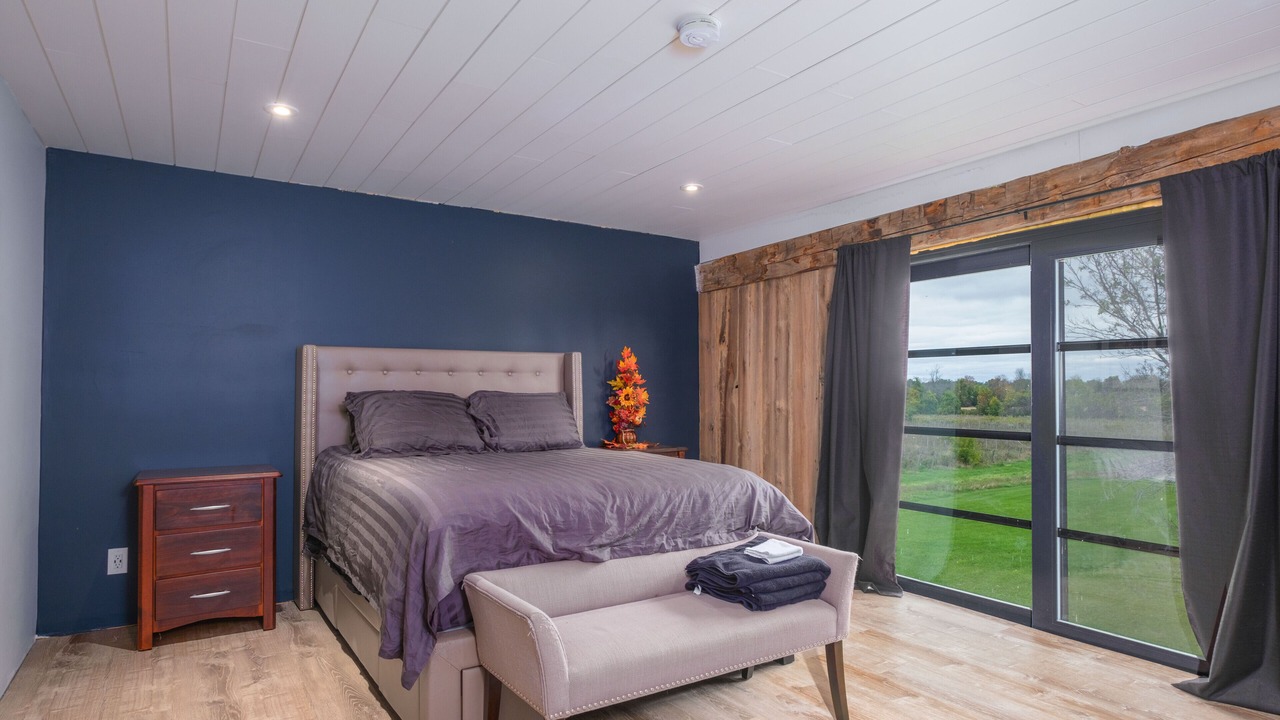 Photo of Bedroom in Adolphustown