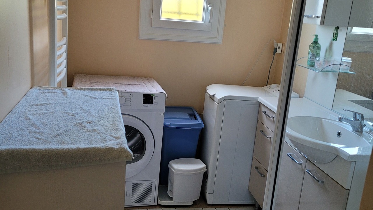 Photo of Bathroom in Ouistreham