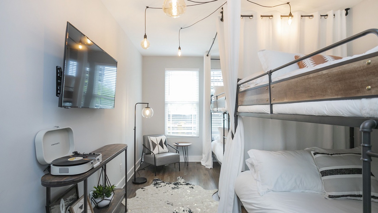 Photo of Bedroom in Hadley - Washington
