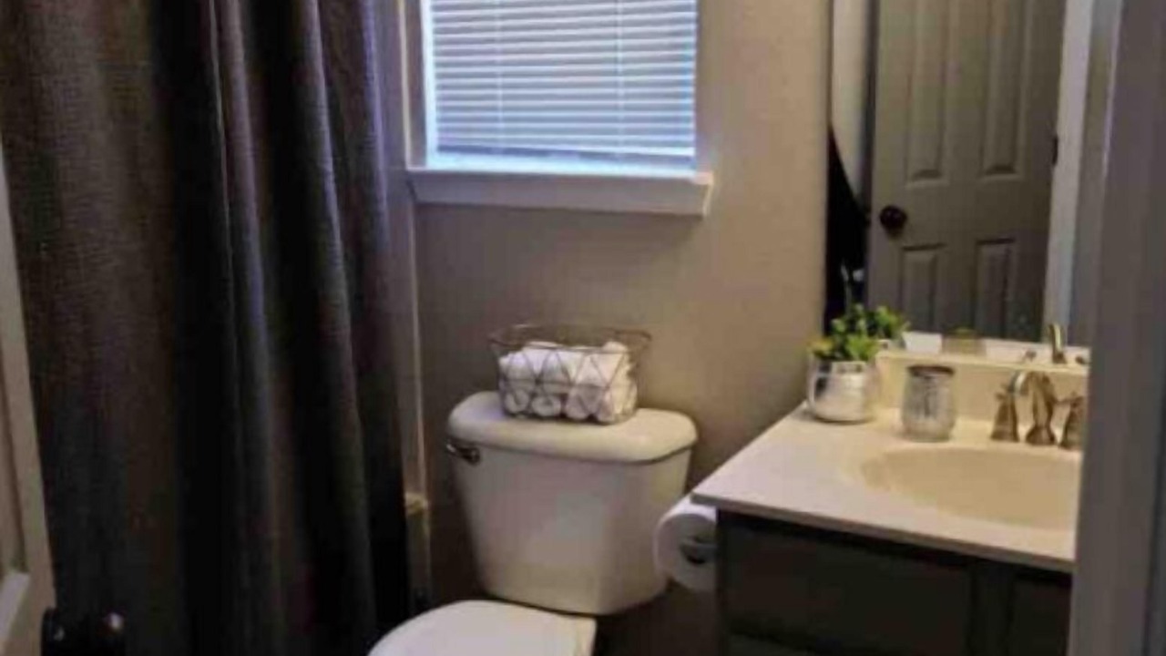 Photo of Bathroom in Biggs Field