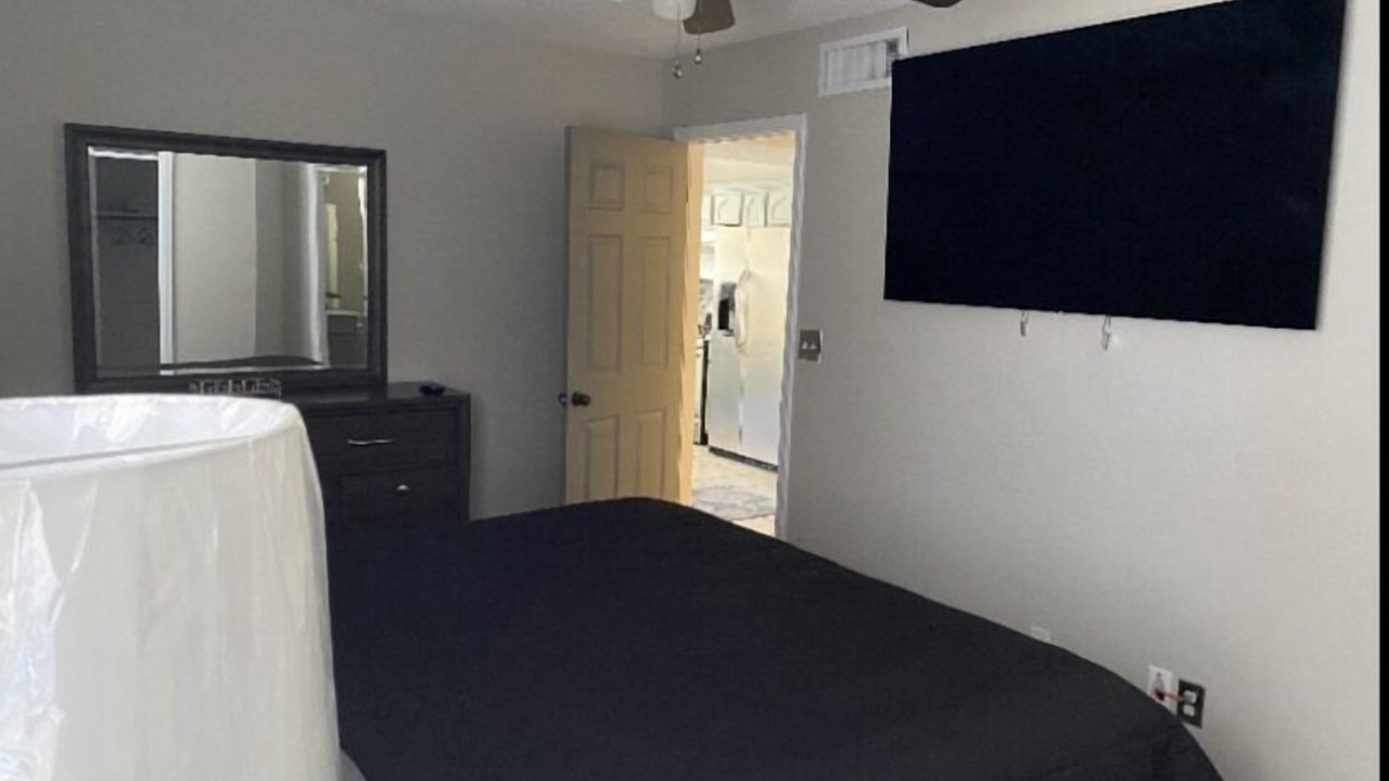 Photo of Bedroom in Biggs Field