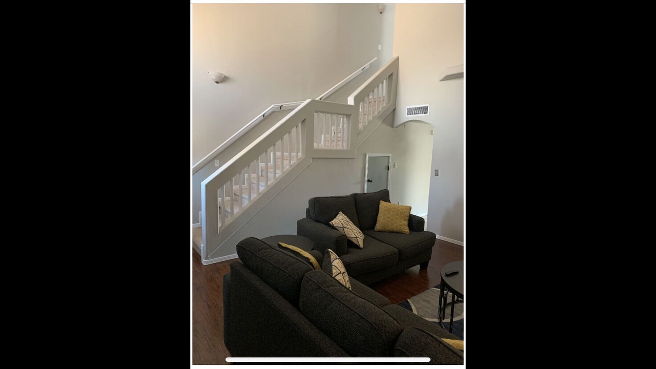 Photo of Livingroom in Biggs Field