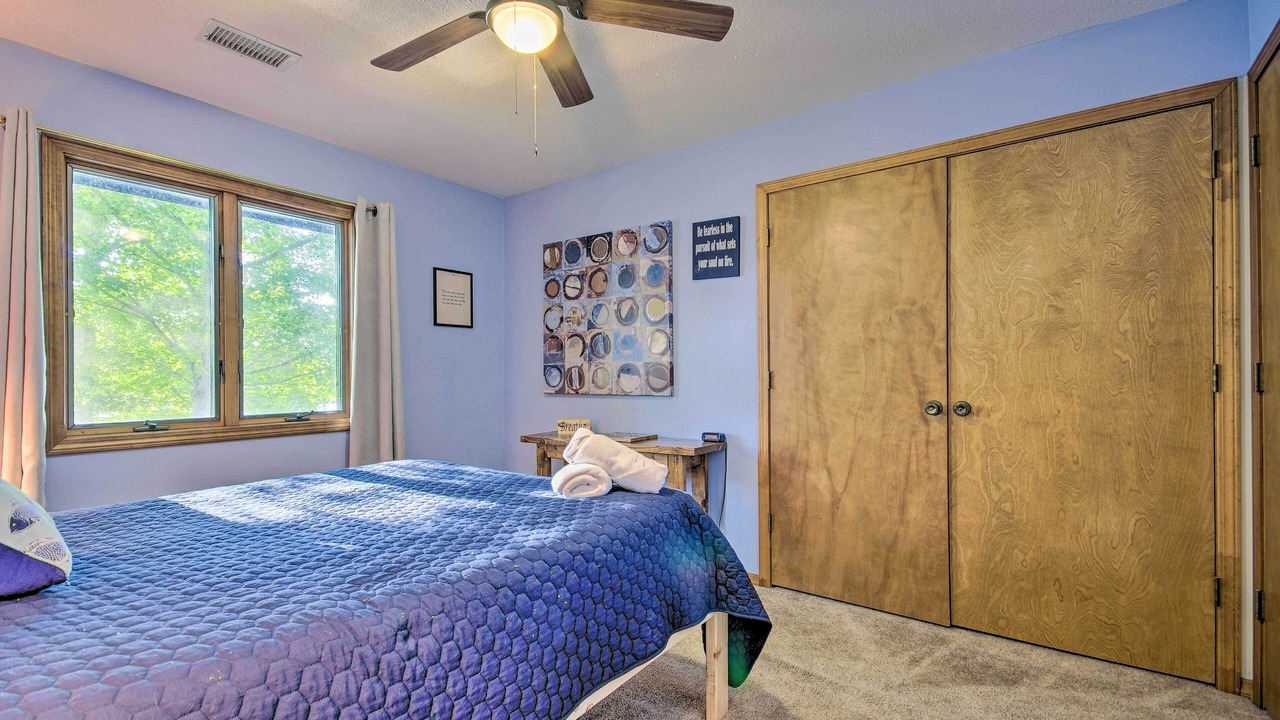 Photo of Bedroom in Gravois Mills