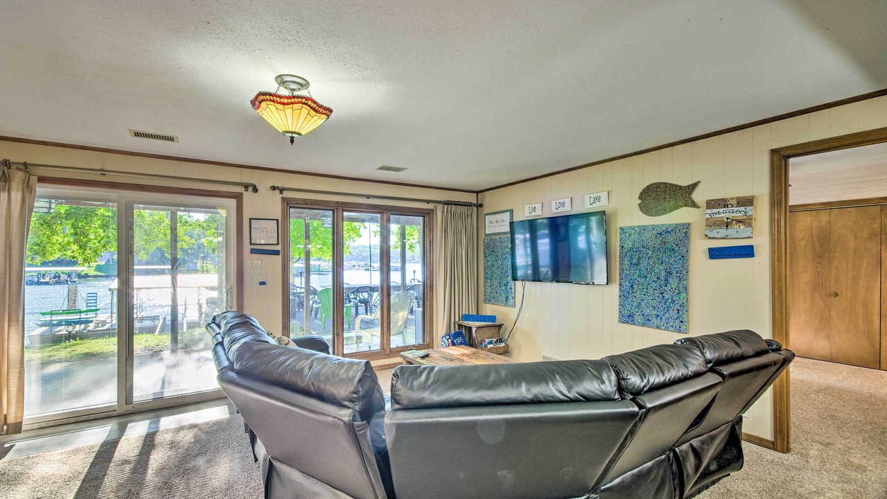 Photo of Bedroom in Gravois Mills
