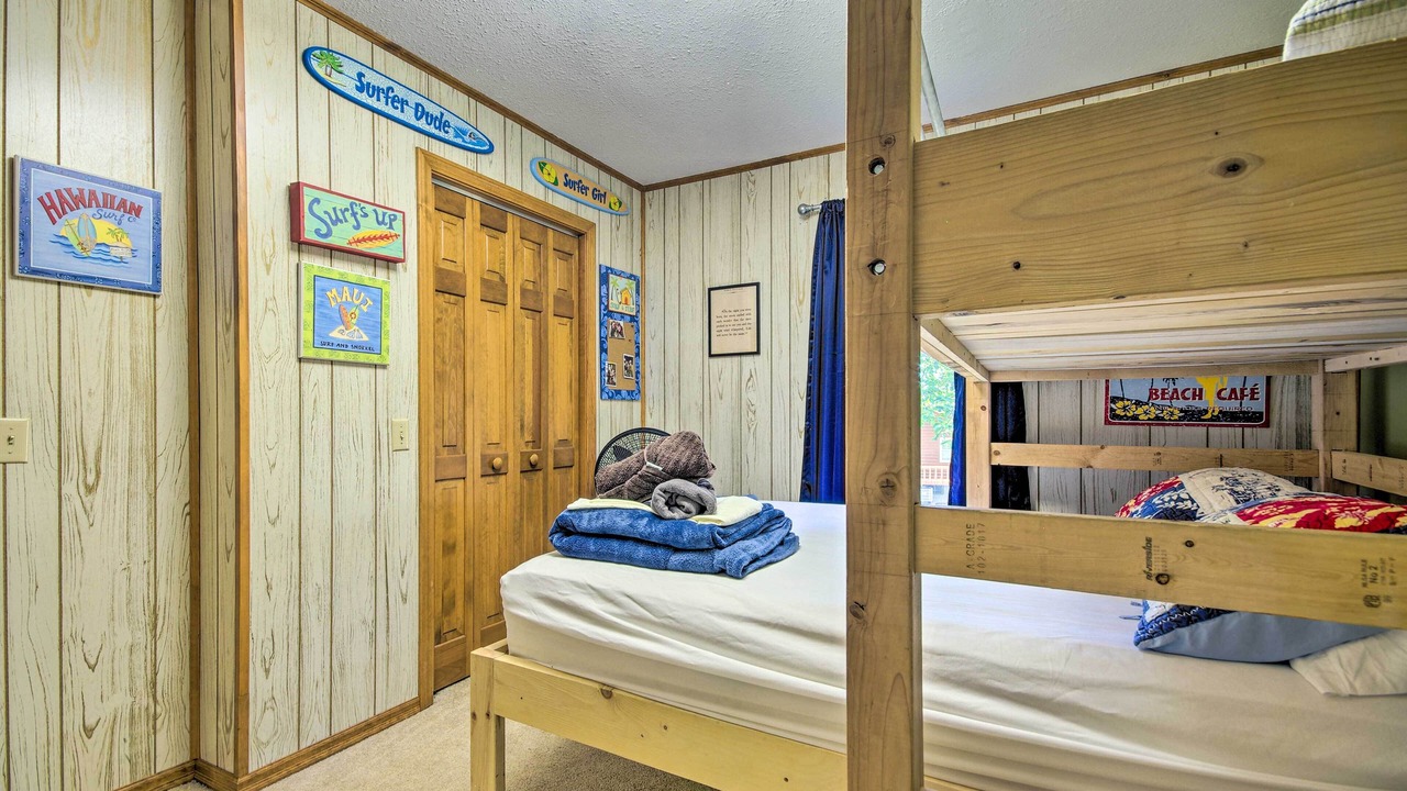 Photo of Bedroom in Gravois Mills