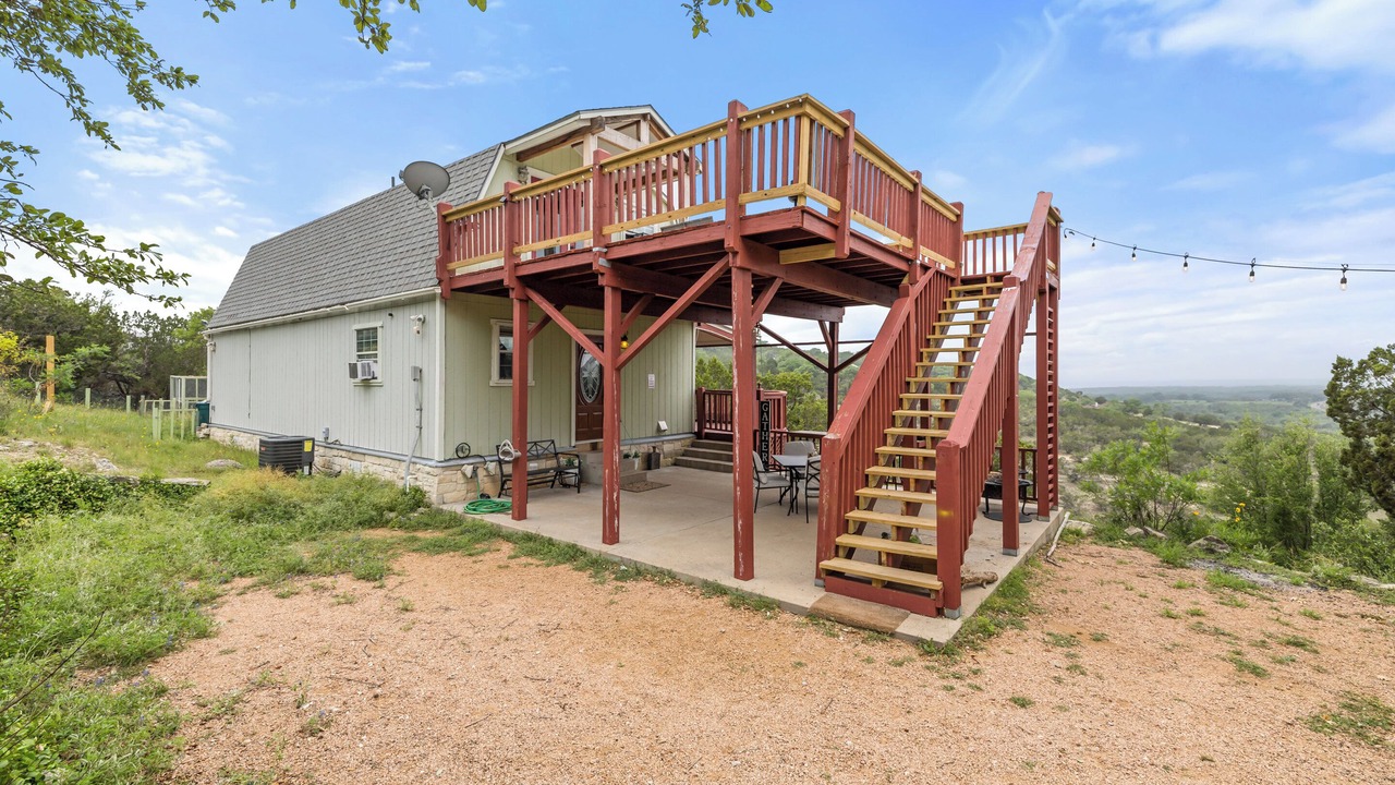 Photo of Outdoor in Oatmeal