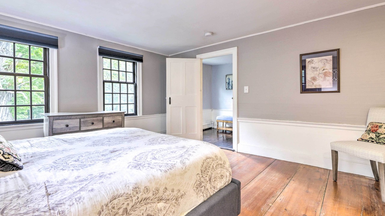 Photo of Bedroom in Royalston