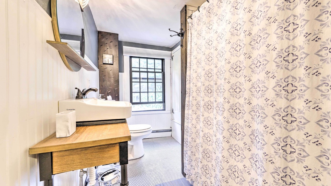 Photo of Bathroom in Royalston