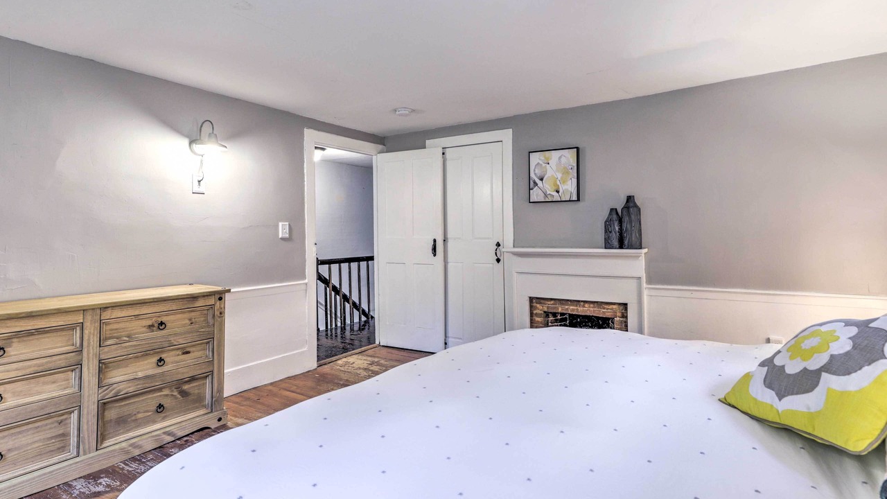 Photo of Bedroom in Royalston