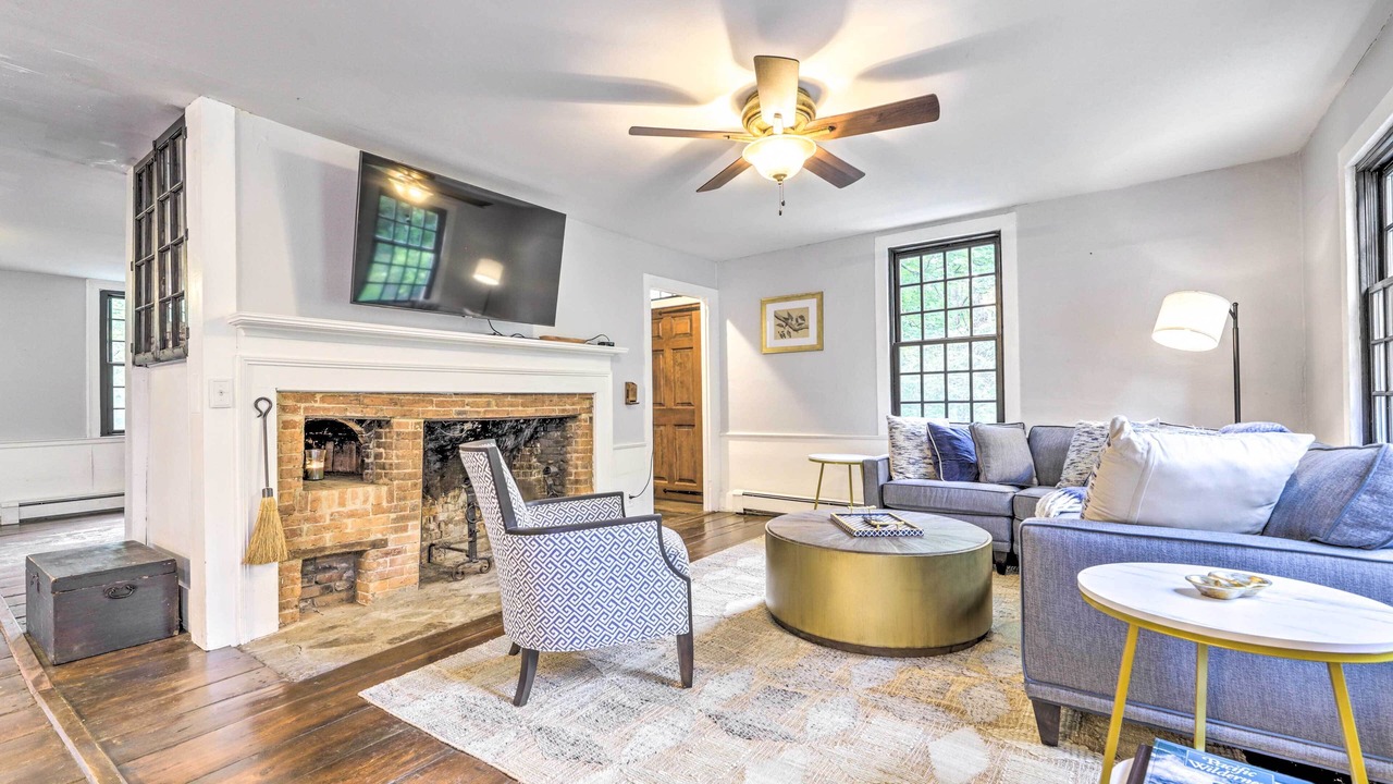 Photo of Livingroom in Royalston