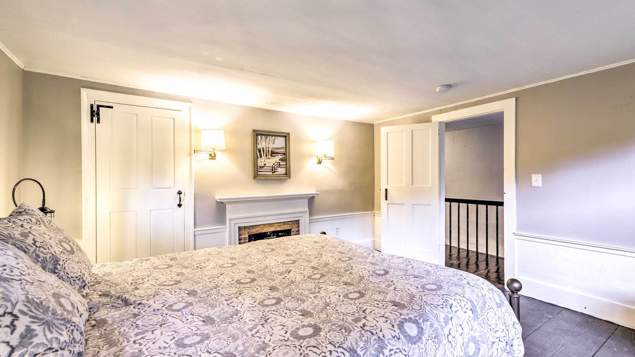 Photo of Bedroom in Royalston